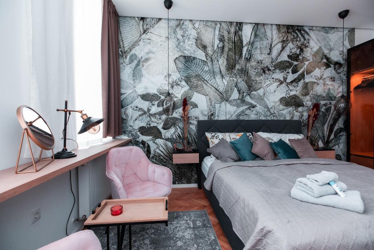 Petit Luxe Apartment Viena Exterior foto